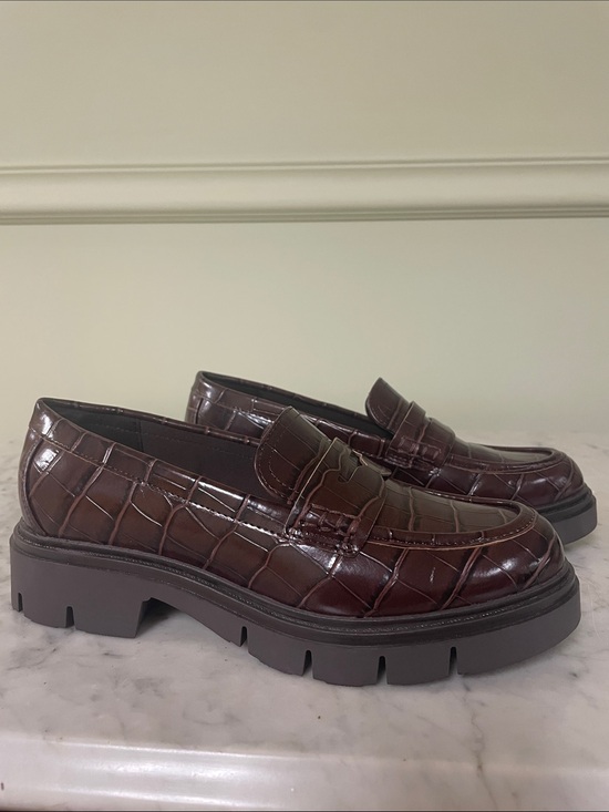 Marc Fisher Shoes - Marc Fisher Croc-Embossed Platform Penny Loafers in Brown